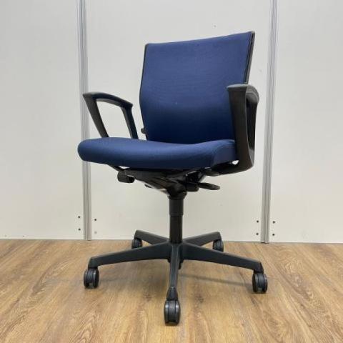 チェア エスクード C443ZR-FFW4 オカムラ（okamura） - 中古オフィス