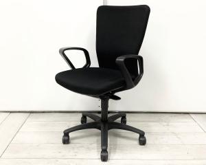 ワークチェア アームレスト付き 固定肘 ブラックボディ オススメ(おすすめ) 大人気 ・Okamura/オカムラ ・Carrozza/カロッツァ ※横浜本店撮影画像※