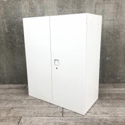 【オフィスの書類をスッキリ整理！取っ手がどの方向からでも開くマルチハンドル！】■オカムラ（okamura）製　レクトラインシリーズ　両開き書庫　ローキャビネット　■本体色：ホワイト　■シリンダー錠　【弊社使用欄：A01007720】