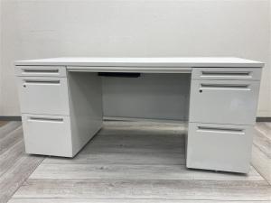【訳アリ特価商品】オカムラ(OKAMURA)　両袖机　アドバンス　
※塗装剥がれ・傷ありのため特価価格にてご案内！