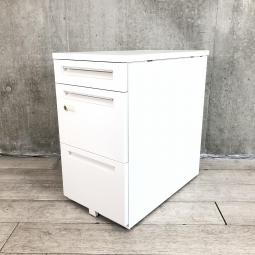 ☆便利に使えるダイヤル錠タイプ！鍵の持ち歩き不要です！【ワークスペース＆収納量アップにオススメ！】■ウチダ　スカエナシリーズ　3段脇机　ホワイト【デスクサイドキャビネット】【UCHIDA　SCAENA】