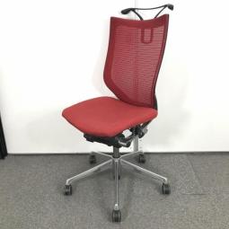 【在庫入替セール品】【硬めの座面が大人気！国内メッシュチェアの代表格！】■オカムラ（okamura）製　バロン（Baron）チェア　肘無ハイバック　■背面メッシュ　■色：レッド　■ハンガー付　【弊社使用欄：A00992288】
