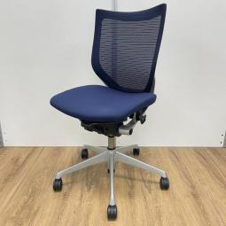 【3脚入荷！】人気のオカムラ製バロンチェア！ブルーの背面がかっこいい！座面クッションタイプ　【ベストセラー！】