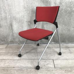 【訳アリ品】【関東倉庫在庫品】【コンパクトな収納が可能なチェアで設置・撤去が便利！】■イトーキ製　マノス　ネスティングチェア　■レッド【弊社使用欄：A00962111】【ECBMC】【在庫入替セール品につき限定特価！】