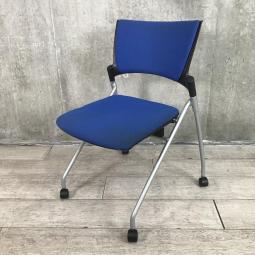 【訳アリ品】【関東倉庫在庫品】【コンパクトな収納が可能なチェアで設置・撤去が便利！】■イトーキ製　マノス　ネスティングチェア　■ブルー【弊社使用欄：A00978814】【ECBMC】【在庫入替セール品につき限定特価！】