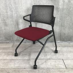 【関東倉庫在庫品】【折り畳んで収納！キャスター付で動作も楽々！】■ウチダ製　FM-345　ネスティングチェア　■レッド【弊社使用欄：A00982760】【ECBMC】【在庫入替セール品につき限定特価！】