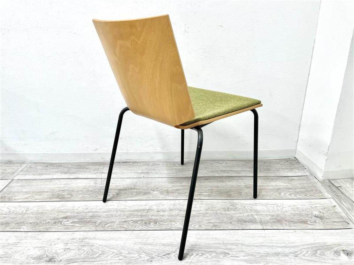 【展示品 2024年製】4脚セット　内田洋行　Hazel　スタッキングチェア システムスタイルチェア「Hazel（ヘーゼル）」シリーズ