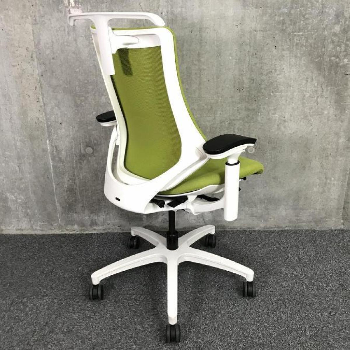 中古】エフメッシュ KG-177JBH-W9** イトーキ/ITOKI 肘付ハイバック 