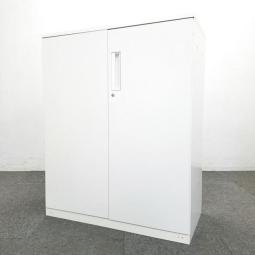 【収納物がひとめで分かる奥行き450mmの両開き書庫！】■コクヨ（KOKUYO）製　エディア（EDIA）　両開き書庫　ローキャビネット　■シリンダー錠　天板・ベース付き　■ホワイト