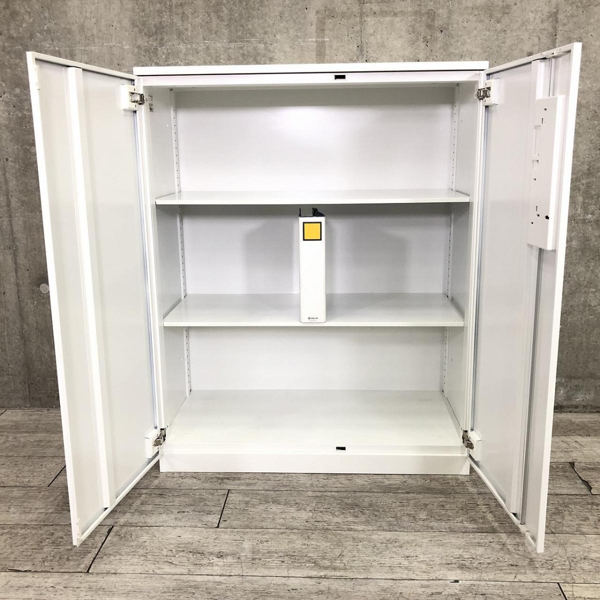 送料込! KOKUYO キャビネット 書庫 両開き BWUH-SD39SAWN コクヨ エディア(EDIA) スタンダード 両開き扉 下置き書庫 W900
