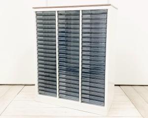 希少！クリスタルトレー書庫！書類や備品の整理におすすめ！ ■オカムラ/レクトライン/ホワイト　
整理ケース／クリスタルトレイキャビネット　トレーA4浅型タイプ 　3列21段【外部倉庫在庫品】【AO】【TOGS】