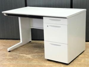 【スタイリッシュなデザインで高品質！】■コクヨ製　アイエスシリーズ　片袖デスク　W1100×D700×H720mm　■使いやすさで選ぶならコレ！【KOKUYO　IS】