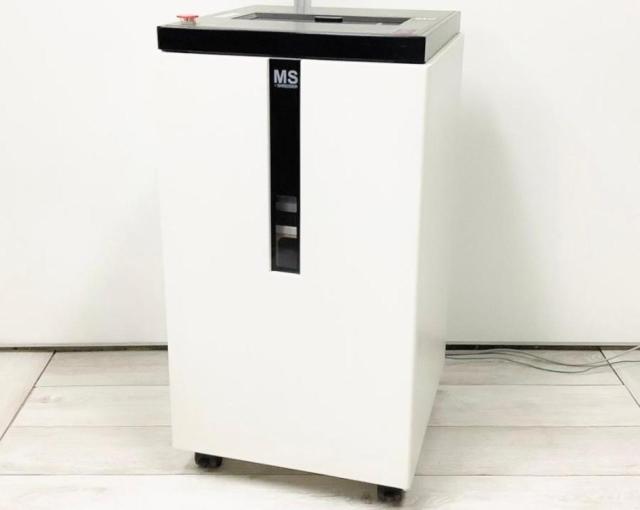 【南】明光商会製のシュレッダー【PD-F75P-LM】が入荷致しました！　＊熊本市で、中古オフィス用品・オフィス家具をお探しなら「オフィスバスターズ熊本サテライト店」へ＊※サテライトは商談スペースのみの為、在庫は福岡の在庫を掲載しております。商品につきましてはお電話にてお問い合わせください。