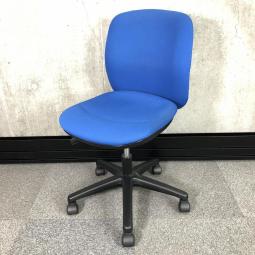 安価なオフィスチェア！！コンパクトで目線を切らない！オフィスの定番シリーズ！
■ウチダ/エニーザ/ブルー
