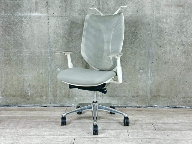 【前傾機能付きの高性能チェア！】オフィス用としても在宅用としてもおすすめ！■オカムラ/サブリナ（Sabrina）/ライトグレー【管理番号：A01017126　K】【KN】