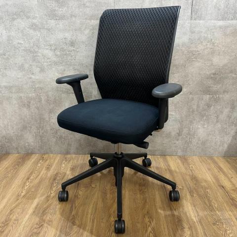 vitra（ヴィトラ） 肘付ハイバックチェア 一覧 - 中古オフィス