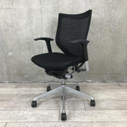 【関東倉庫在庫品】【ワーカーの姿勢をサポートする有名オフィスチェア！】■オカムラ製　バロン　肘付ローバックチェア　■ブラック【弊社使用欄：A00979485】【ECBMC】【在庫入替セール品につき限定特価！】