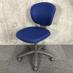【コスパ抜群のコンパクトチェア！】■コクヨ（KOKUYO）　レグノ２（LEGNO2）　ローバック　肘無し　■セパレートタイプ　■ディープマリン　【ふっくらクッションが心地良い！】【IB】