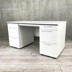 コクヨ製の両袖机【ISシリーズ】が入荷しました！　＊福岡市で、中古オフィス用品・オフィス家具をお探しなら「オフィスバスターズ福岡南店」へ＊