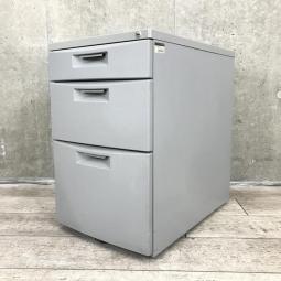 【在庫入替セール品！】【デスク下の収納・書類管理に！使いやすさ抜群のキャスター付き３段ワゴン】■3段ワゴン　キャスター付　グレー　シリンダー錠/イトーキ/CZN