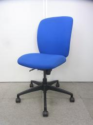 【安定感抜群！海外一流メーカー製のナイスなデスクチェア】■スチールケース(Steel case)製　■アプト(apt)チェア　■ブルー　■肘無〈愛知(名古屋)・岐阜・三重・静岡・福井〉