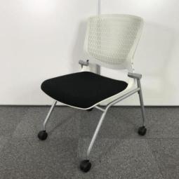 25/⑥【オカムラのミーティング/ネスティングチェア。グラータ】メーカー品　オカムラ　Okamura　グラータ　　格安　高品質　＊福岡市で、中古オフィス用品・オフィス家具をお探しなら「オフィスバスターズ福岡南店」へ＊福岡でのオフィス用品一式ご手配可能！