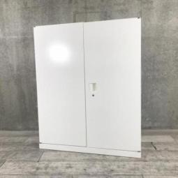 【書類整理がしやすいデュオラインシリーズの両開き書庫！】■オカムラ（okamura）　SAデュオライン　両開き書庫　ローキャビネット　W900×D450ｍｍ　■ホワイト　■シリンダー錠
