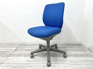 【南】オフィスチェア【コクヨ/セディスタチェア】が入荷しました！　＊福岡市拠点の「オフィスバスターズ福岡南店」は、福岡はもちろん、岡山・広島エリアにも対応しています。中古オフィス家具・チェア・デスク・複合機など一式手配可能。各地に特化した在庫とワンストップ対応で、起業・移転・レイアウト変更にしっかり対応し、岡山・広島でも安心の選択肢をご提供します。＊