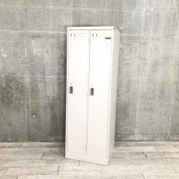 【衣類や貴重品をしっかりと保管！スタンダードなデザインで使いやすい！】■コクヨ（KOKUYO）製　LKロッカー　2人用ロッカー　■W610×D515　■ニューグレー　■シリンダー錠