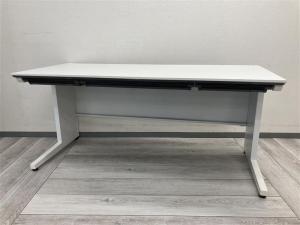 【書類が多い！広く使用したい人に超オススメ！】コクヨ(KOKUYO)製　is(IS)シリーズ　ホワイト　幅160㎝
〈岐阜・愛知・三重・静岡・福井〉