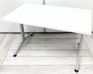 【博 】【W1200のテーブルが入荷！】◆コクヨ/JUTO　4人　2人　休憩スペース　ミーティング　博多　天神　中古家具　九州最大級　＊熊本市で、中古オフィス用品・オフィス家具をお探しなら「オフィスバスターズ熊本サテライト店」へ＊※サテライトは商談スペースのみの為、在庫は福岡の在庫を掲載しております。商品につきましてはお電話にてお問い合わせください。