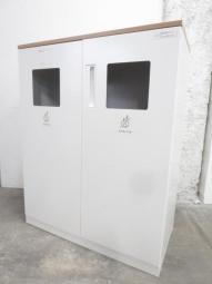 【あると便利な逸品！】リフレッシュスペースに設置もオススメ！　■コクヨ製　両開きトラッシュユニット（分別ダストボックス）　木目天板付き　■ぱっと見ではゴミ箱には見えないデザイン！