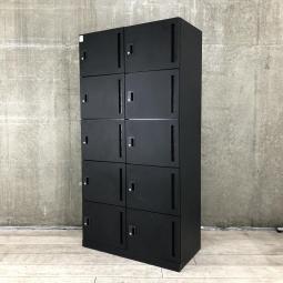【希少なブラックカラー！】【個人の荷物管理やフリーアドレスデスクのお供に最適な10人用ロッカー！】■イトーキ（ITOKI）製　イフス（iffus）シリーズ　10人用パーソナルロッカー　■投函口付　■シリンダー錠　■ブラック