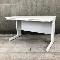 【奥行600㎜】【大人気商品！広く使える横幅1200ｍｍサイズ！】■ウチダ（UCHIDA）製　スカエナシリーズ　平机(平デスク)　引き出し付　■ホワイト　■配線Sタイプ【2506】弊社使用欄【A01019709】