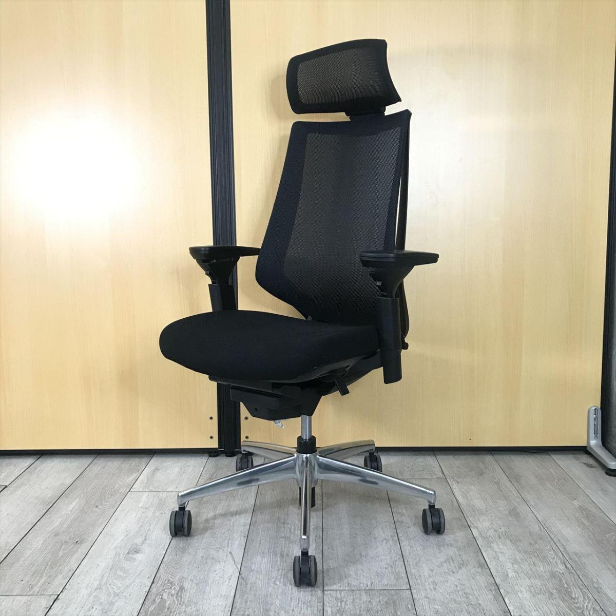 【二重フレーム構造がもたらすしなやかで美しい背もたれ機能！簡易操作で自分に合った姿勢をサポート！】■コクヨ(KOKUYO)製　デュオラ（Duora）　エクストラハイバック　肘付き　■背面メッシュ　■可動肘　■ヘッドレスト付　■ブラック
                        デュオラ メッシュ
                                    中古
            