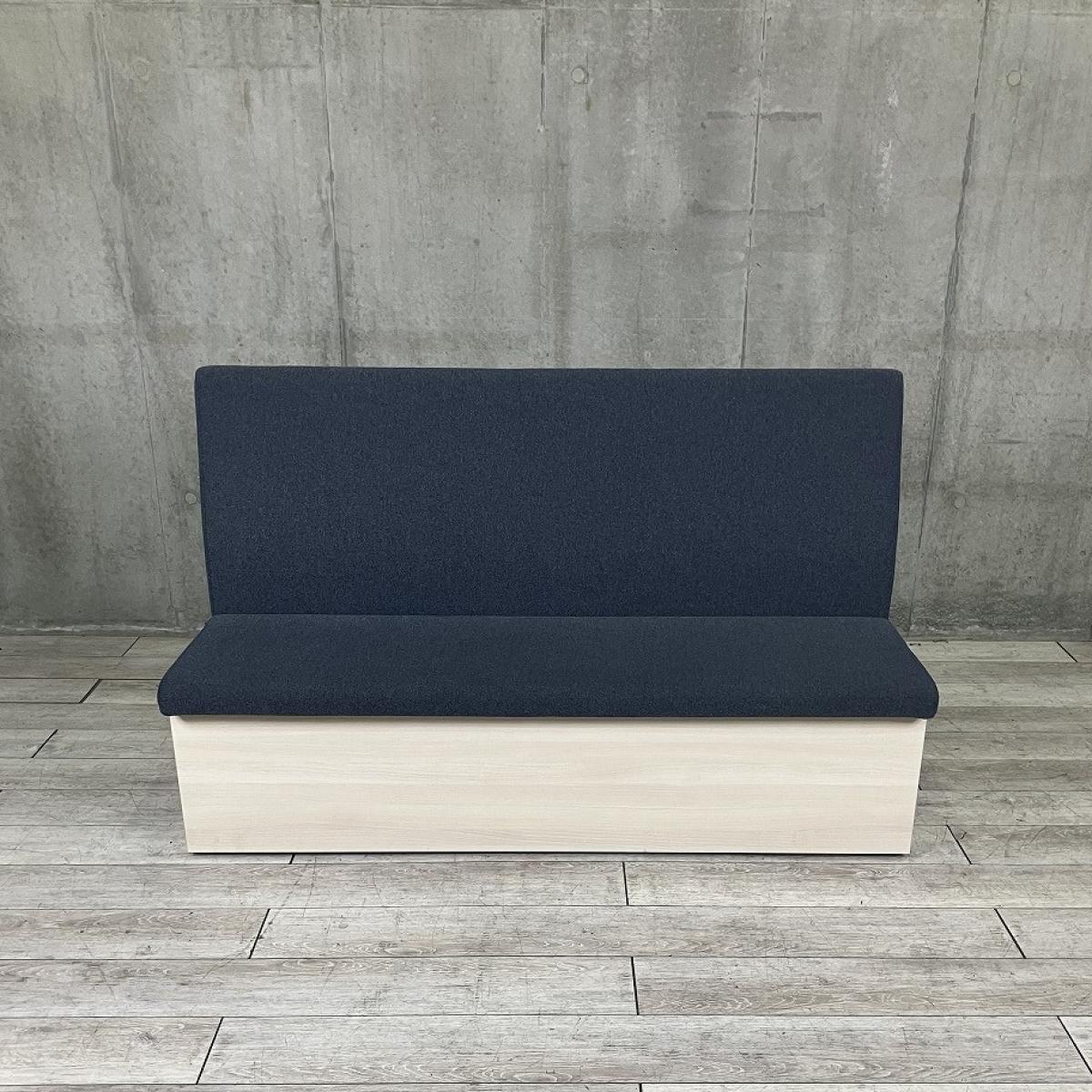 オカムラ製　ブレスタ　3人用ソファ