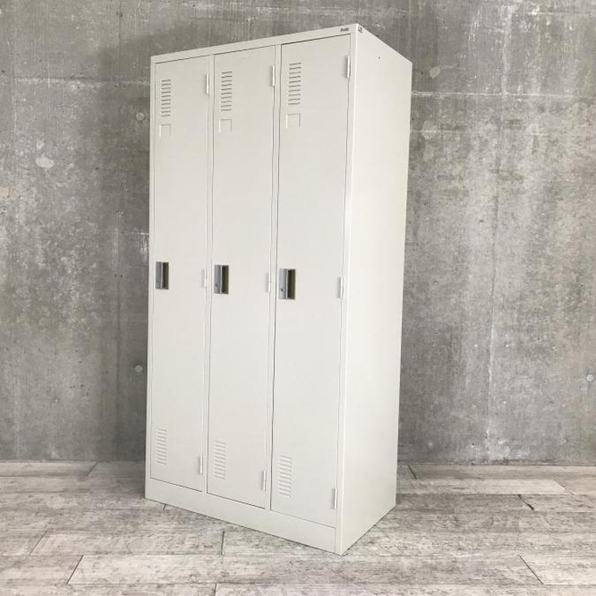 Amazon.co.jp: ロッカー スチールロッカー 4人用 鍵付き 脚付き