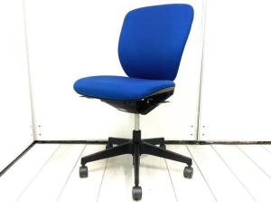 【在庫入替セール品！】【ランバーサポート標準装備！一人ひとりにマッチする座り心地】/オススメ(おすすめ) /人気商品【弊社使用欄：A00998136】■イトーキ（ITOKI）　プラオ（PRAO）　ローバック　肘無し ランバーサポート　ストロングブルー