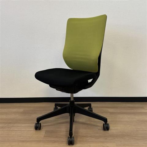 【中古】エピオスチェア  イトーキ（ITOKI） 肘付ハイバックチェア