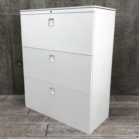 【オフィスの必需品！大容量の三段キャビネット！奥行浅めの400㎜！】■オカムラ/レクトラインシリーズ/3段ラテラル■W900×D400㎜■シリンダー錠/天板付き