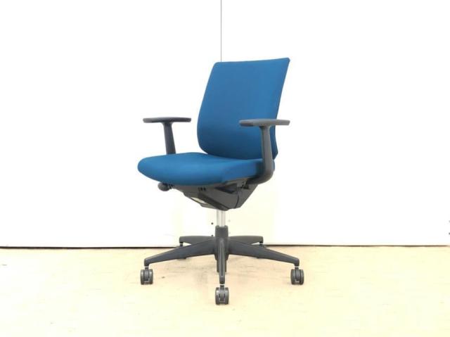 【中古】ウィザード2  コクヨ（KOKUYO） 肘付ローバックチェア