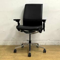 【1脚限定入荷】スチールケース（Steelcase）シンクチェア　可動肘　ブラック　張地：レザー×脚：ポリッシュ　ランバーサポート付き　役員用