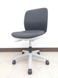 【シンプルデザインのチェアがロット入荷】内田洋行　エニーザ　ブラック　キャスター　中古　OAチェア　入替　オフィスバスターズ　東大阪店