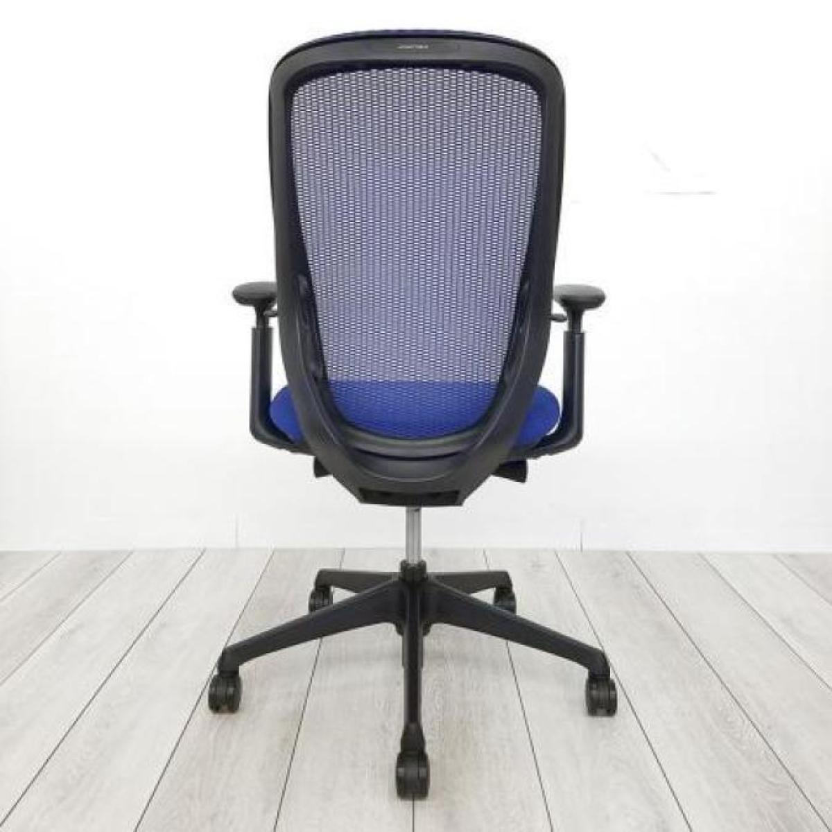 【美品】 シルフィーメッシュ okamura 肘付ハイバックチェア 中古】シルフィーメッシュ オカムラ/okamura 肘付ハイバック