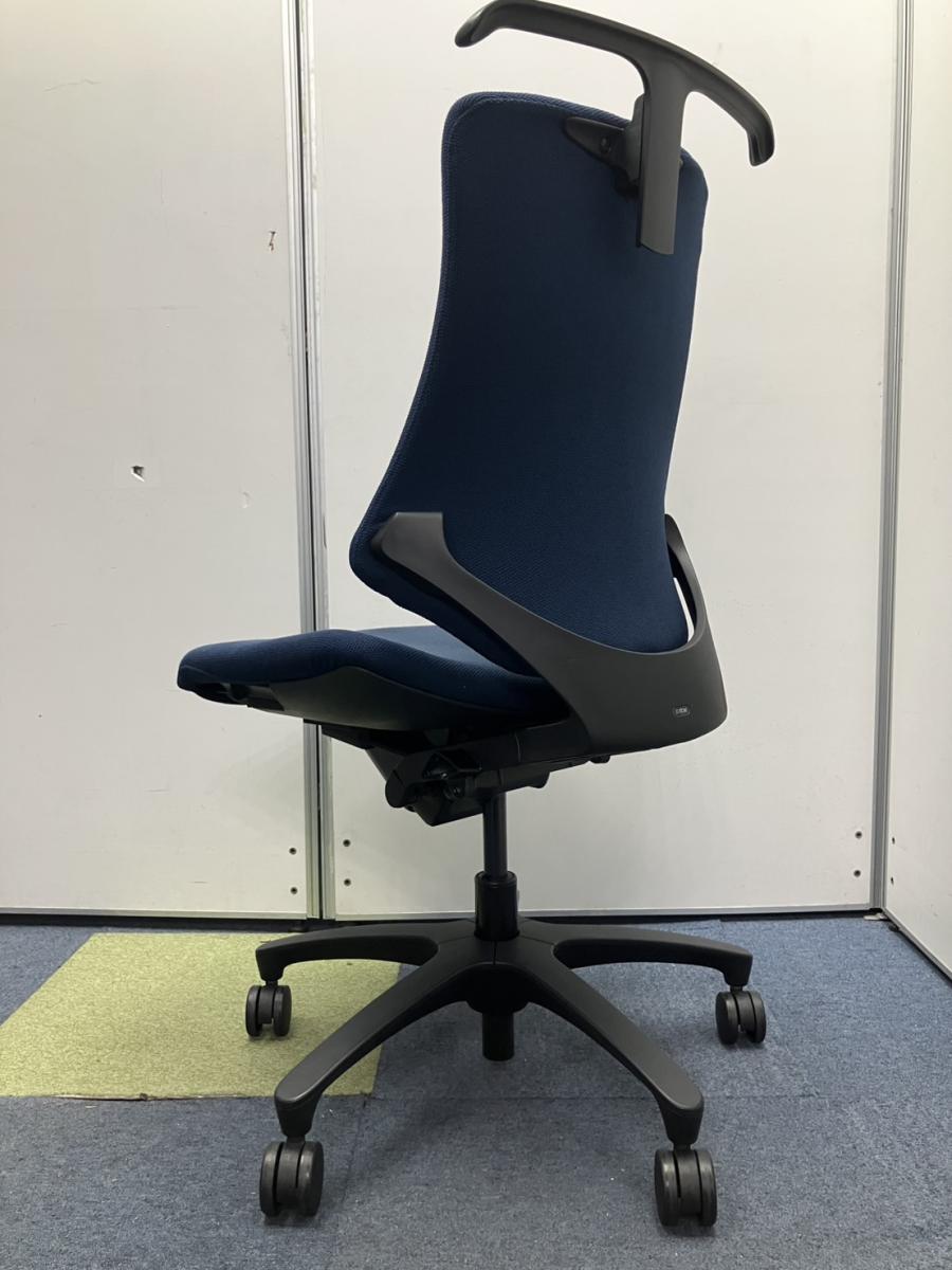 中古】エフクロス イトーキ/ITOKI 肘無ハイバックチェア 527705