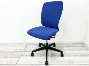 【定価約8万円】【背もたれのハイ・ローが切り替え可能！汚れにくいさに配慮したデザインのフルゴチェア！】■イトーキ/フルゴ　■肘無ハイバックチェア　■ブルー