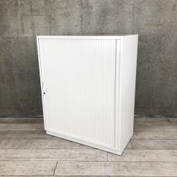 【レアなシャッター扉タイプ！お好きな開き具合に調節出来ます！】■イトーキ（ITOKI）　シンラインシリーズ　シャッター戸タイプ　ローキャビネット　■ホワイト　■シリンダー錠【弊社使用欄：A01017476】【KN】