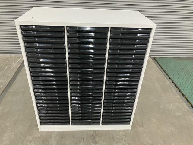 【中古】その他シリーズ  ウチダ（UCHIDA) ローキャビネット／クリスタルトレー