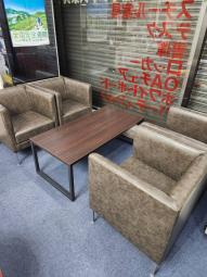 【限定1台】【希少品！】　■その他メーカー　1人掛けソファー×4台　センターテーブル×1台　（バラ売り不可）