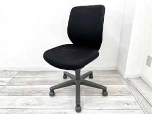 【在庫セール品】【定価7万円】【快適さと集中力をキープできるセディスタチェア入荷！優しく包み込むような座り心地！】■コクヨ製　セディスタチェア　肘無ローバック　■ブラック